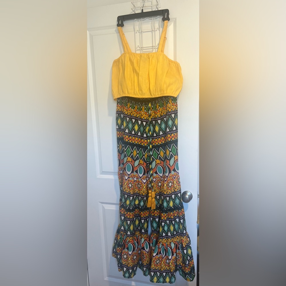 Multicolor Geometric Pattern Pants. And Yellow cropped top